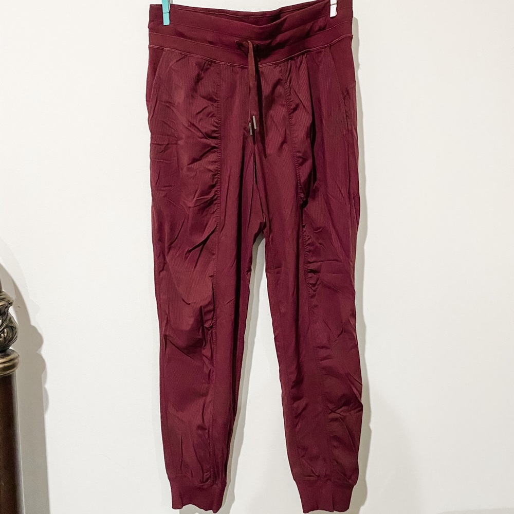 Lululemon dance studio jogger